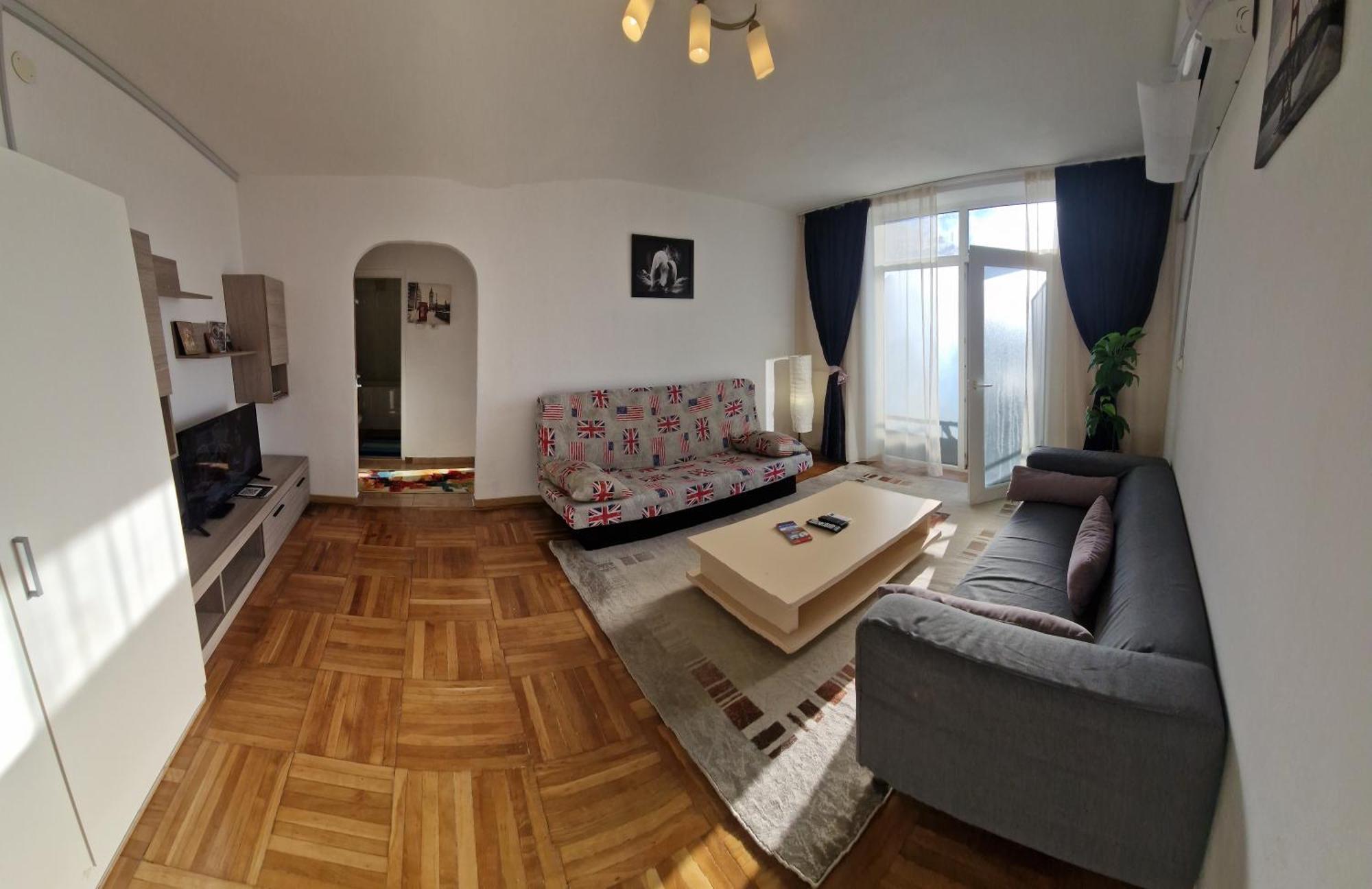 Two Rooms Central Бухарест Екстер'єр фото